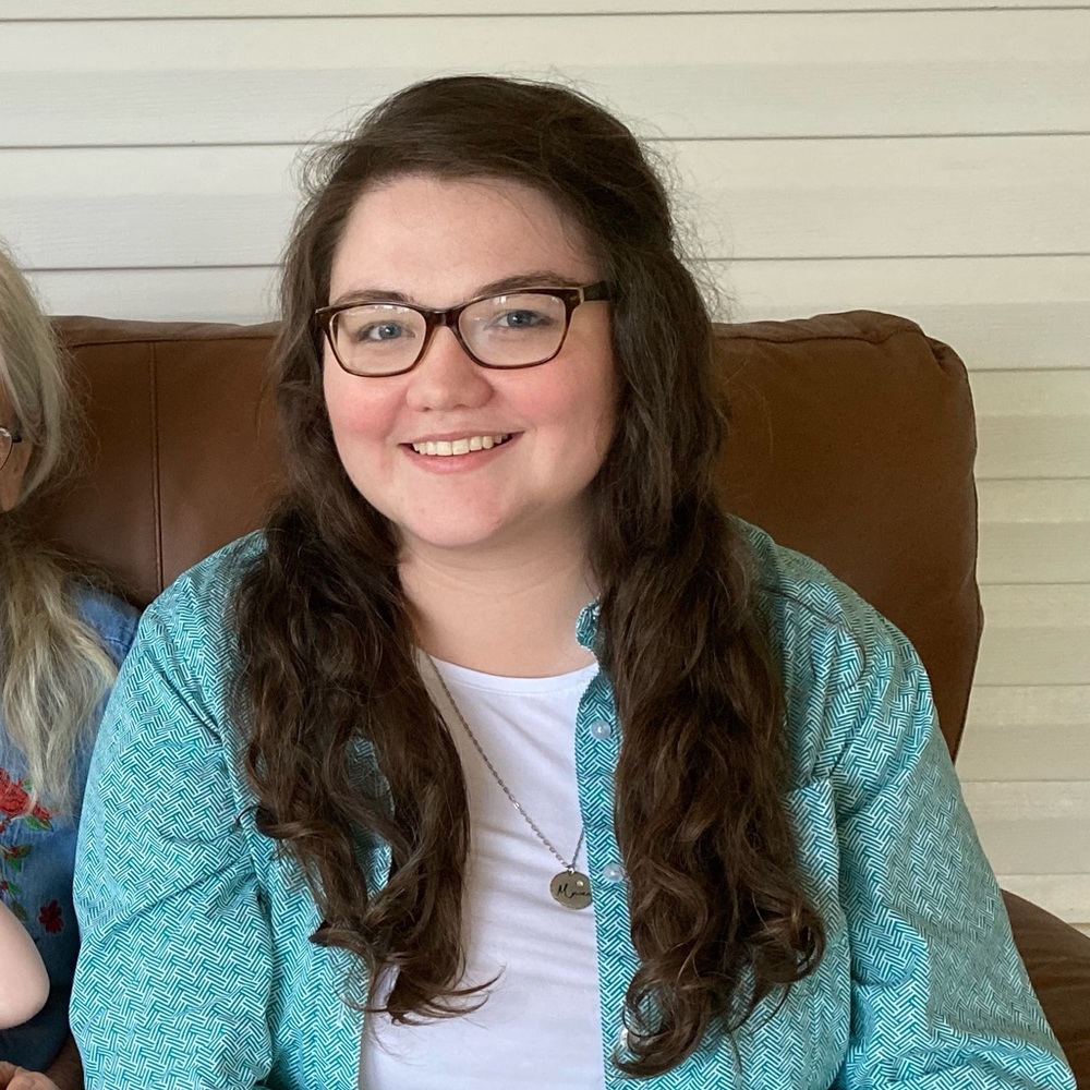 Meet your Posher, Kelly